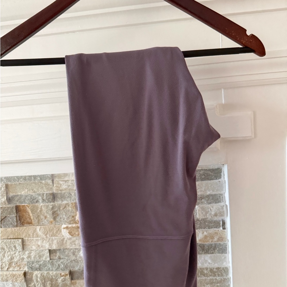 lululemon Mauve Leggings 27 Align Nula Fabric, Size 6, Very good condition